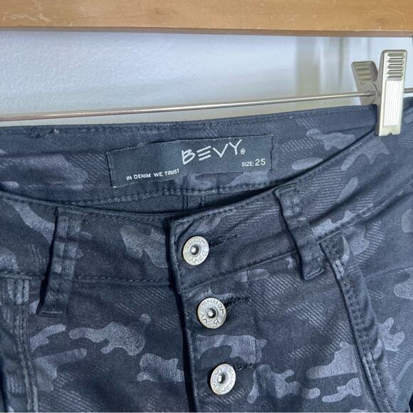 Bevy Flog Sz 25 Commando Button Fly Pant Black Camo - Picture 6 of 15